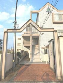 16/16 エントランス