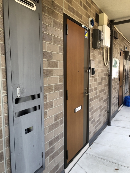 15/18 エントランス