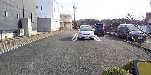 2/4 駐車場