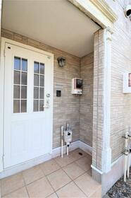 15/16 エントランス