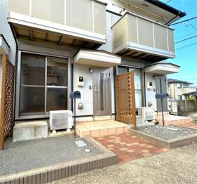 2/2 エントランス