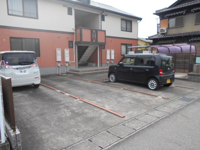 22/29 駐車場