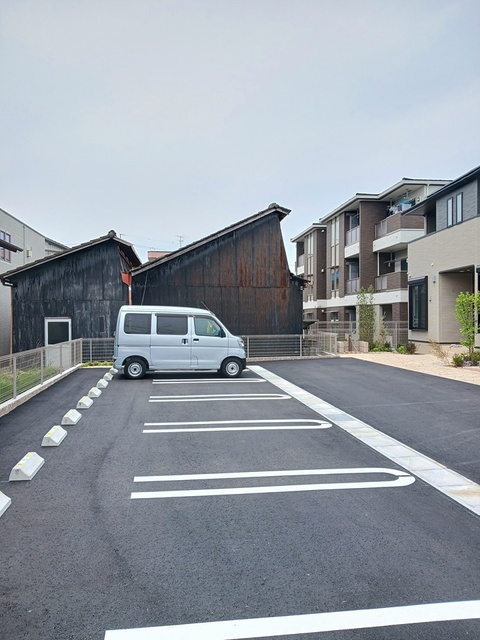15/21 駐車場