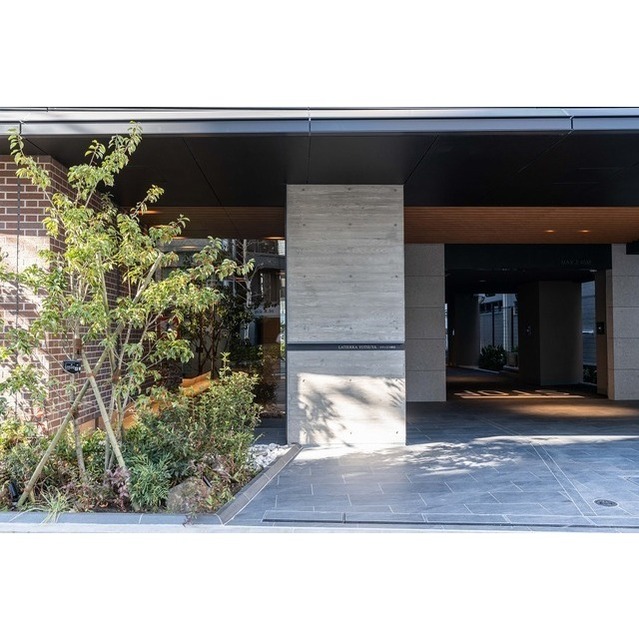 15/25 エントランス