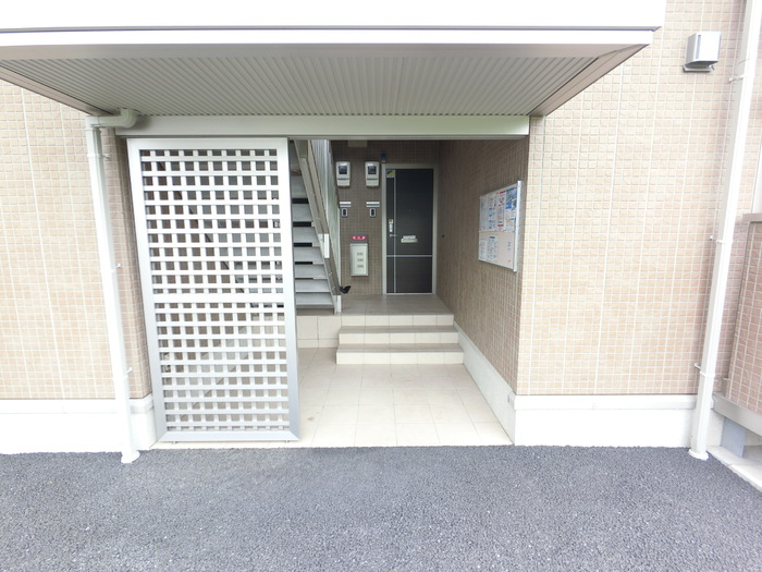 14/18 エントランス