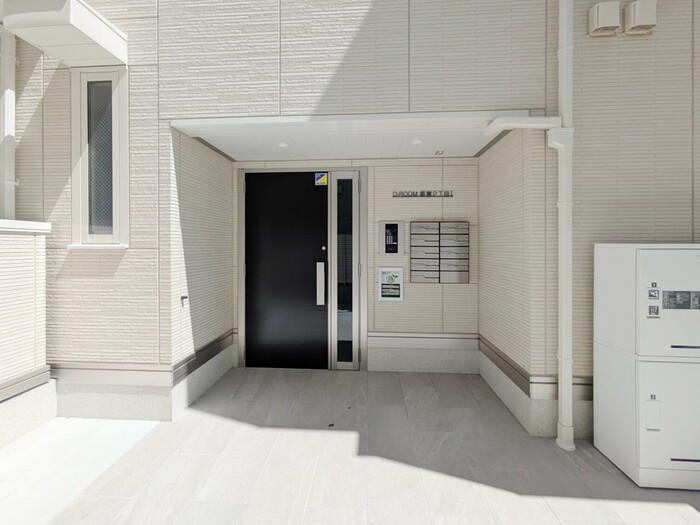 19/20 エントランス