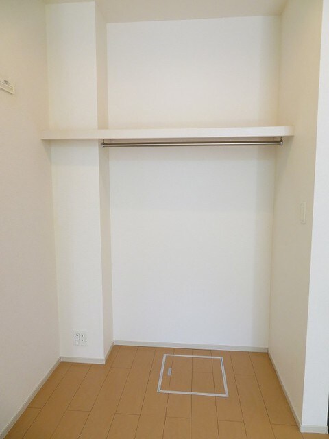 14/22 エントランス