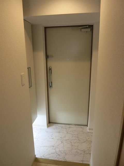 14/24 エントランス