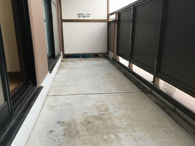 13/25 バルコニー
