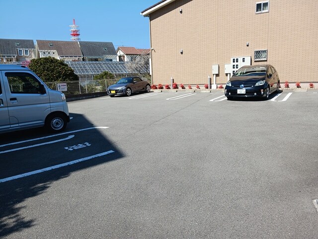 14/20 駐車場