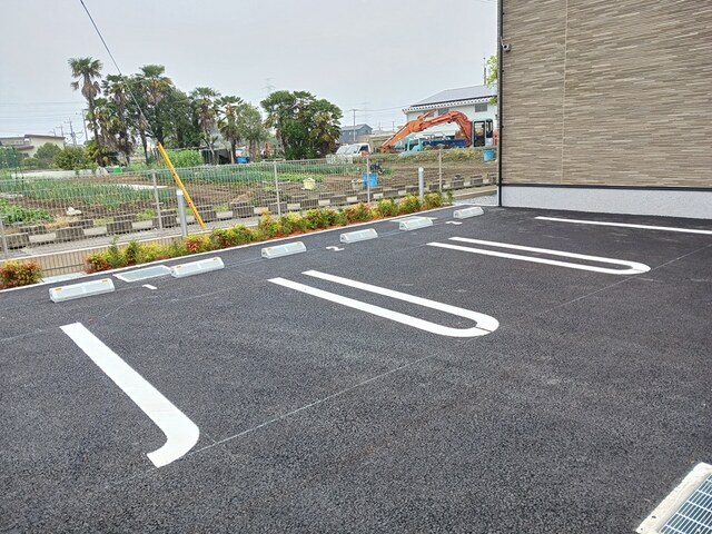 26/30 駐車場