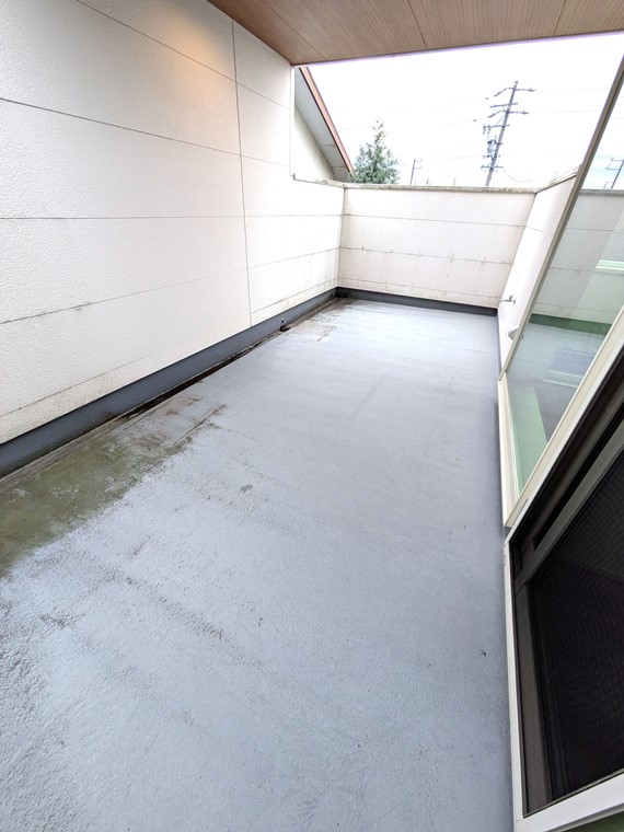 14/27 バルコニー