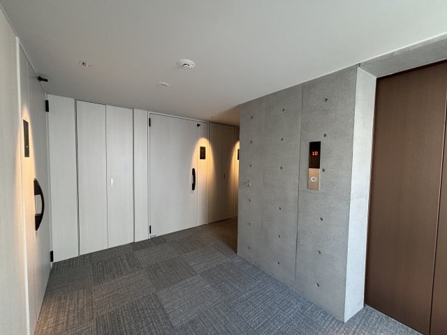 2/7 エントランス