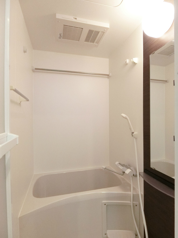 8/15 浴室
