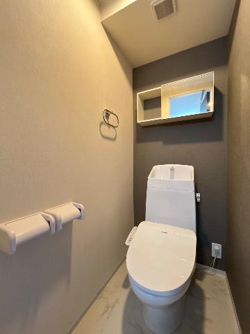 16/27 トイレ