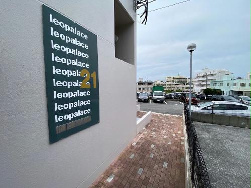 13/15 エントランス