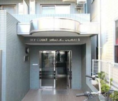 16/16 エントランス