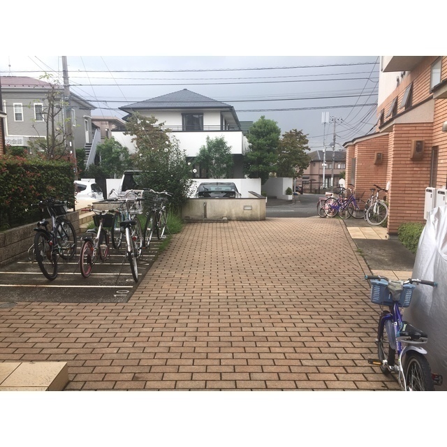 3/3 エントランス