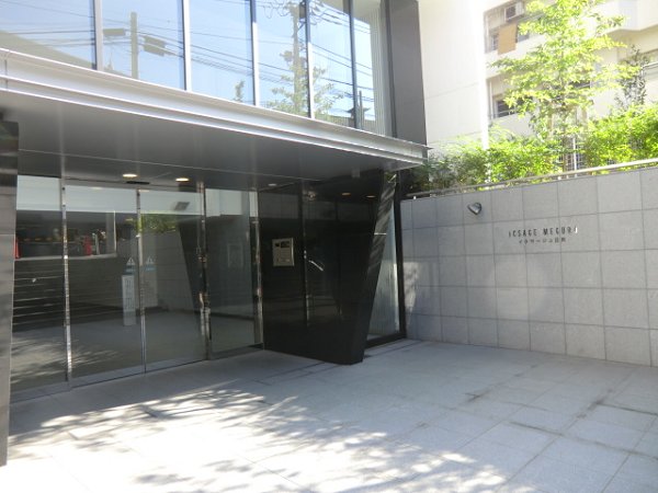 14/16 エントランス