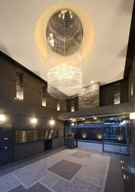 2/4 エントランス