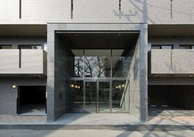 3/4 エントランス