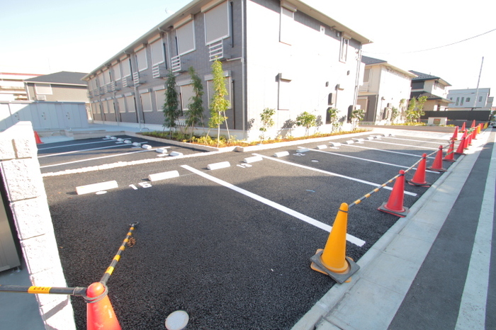 2/4 駐車場