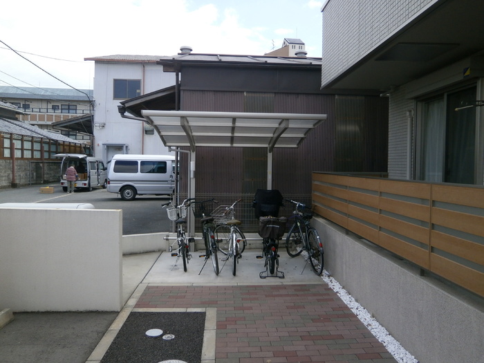 2/2 駐車場