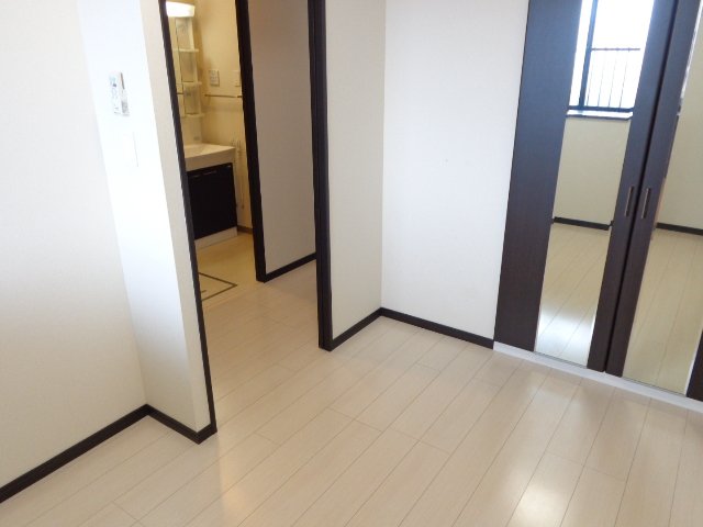 22/29 エントランス