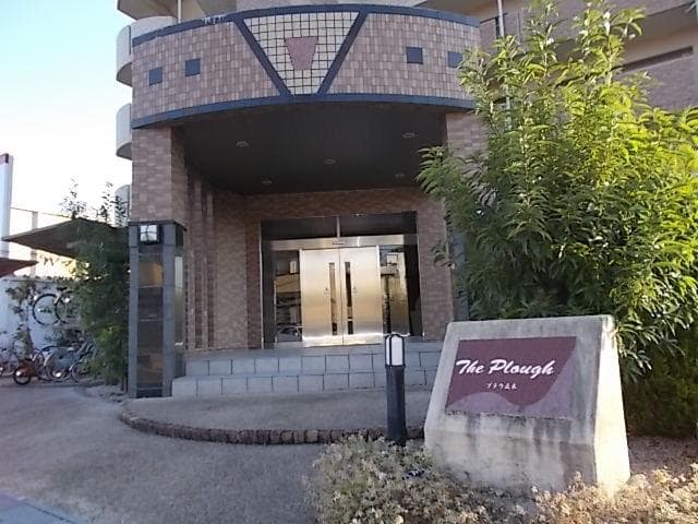 19/26 エントランス