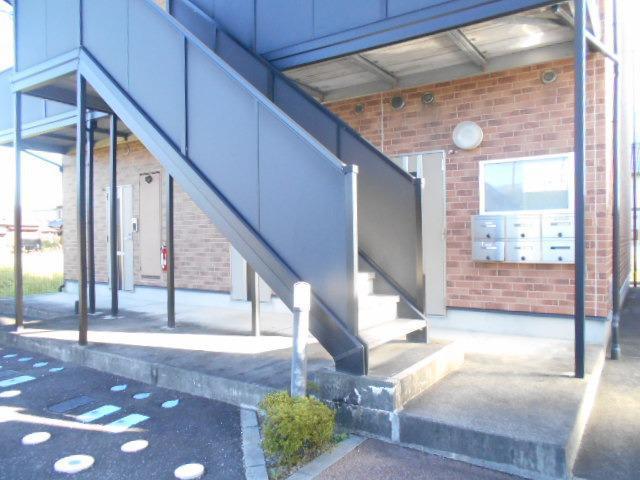 13/20 エントランス
