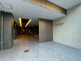 16/16 エントランス