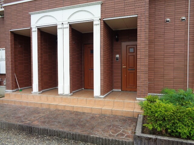 14/20 エントランス