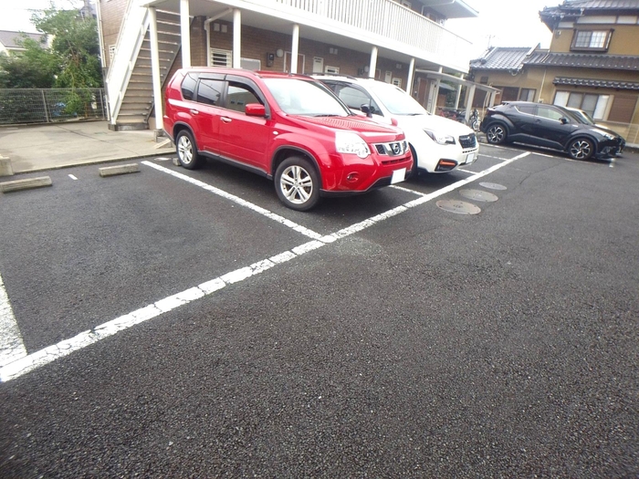 18/26 駐車場
