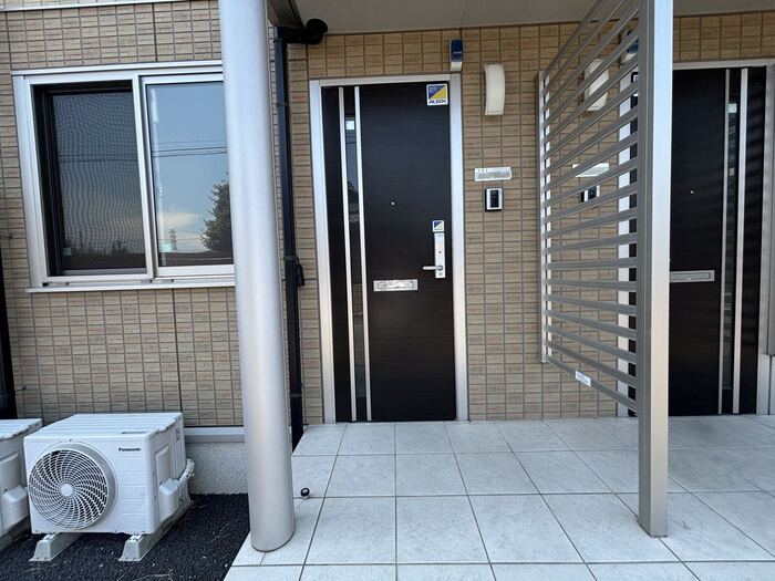 17/25 エントランス