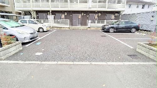 14/16 駐車場