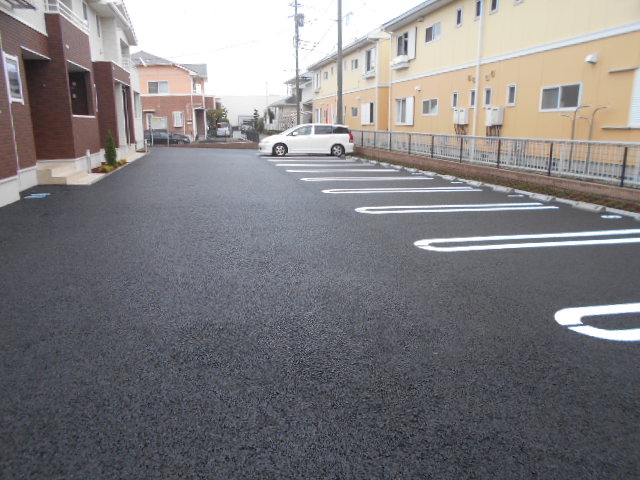 22/27 駐車場
