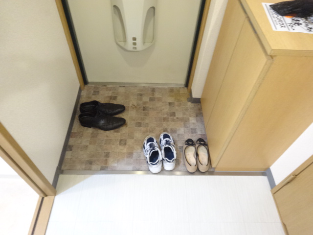 5/30 玄関