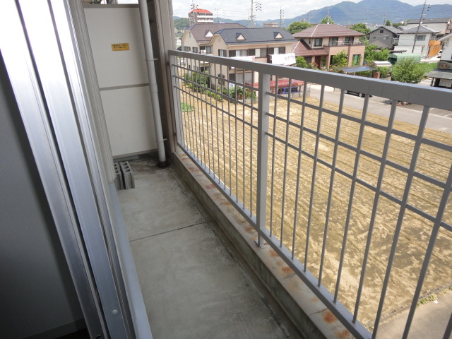 18/25 バルコニー