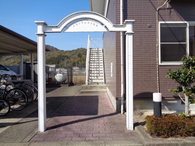 17/24 エントランス