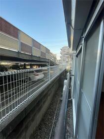 13/13 バルコニー