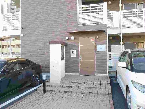 14/16 エントランス