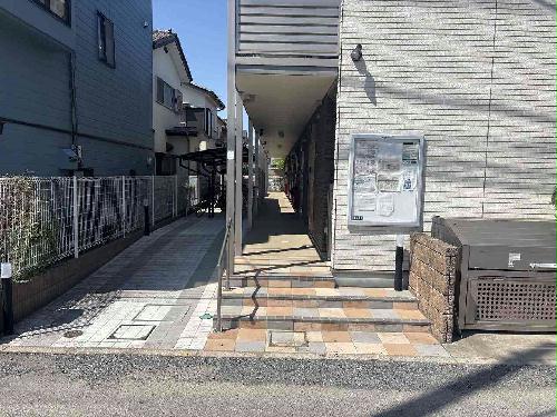 14/14 エントランス