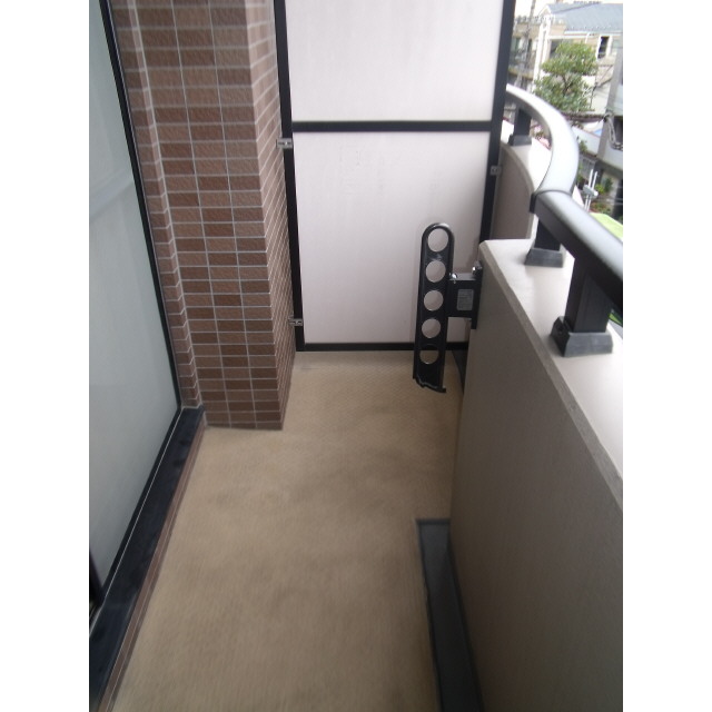 13/14 バルコニー