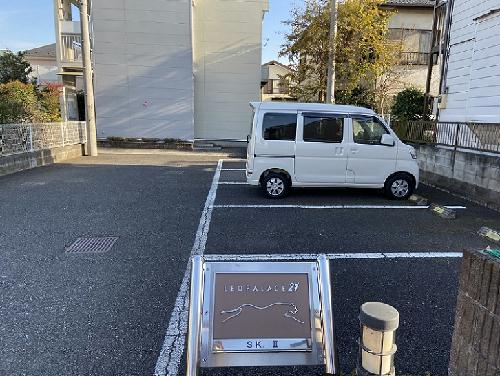 14/23 駐車場