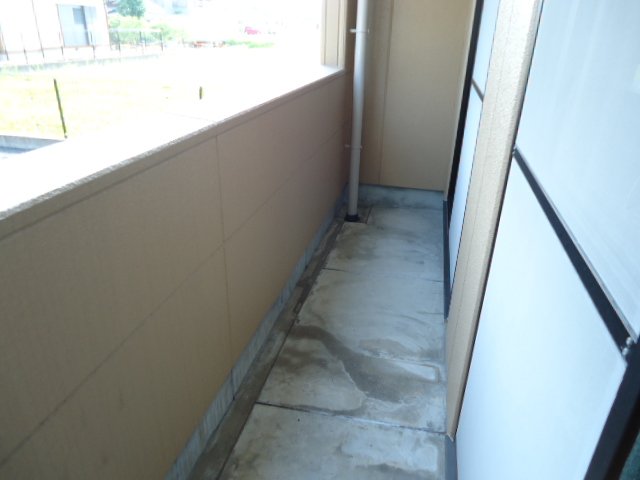 17/23 バルコニー