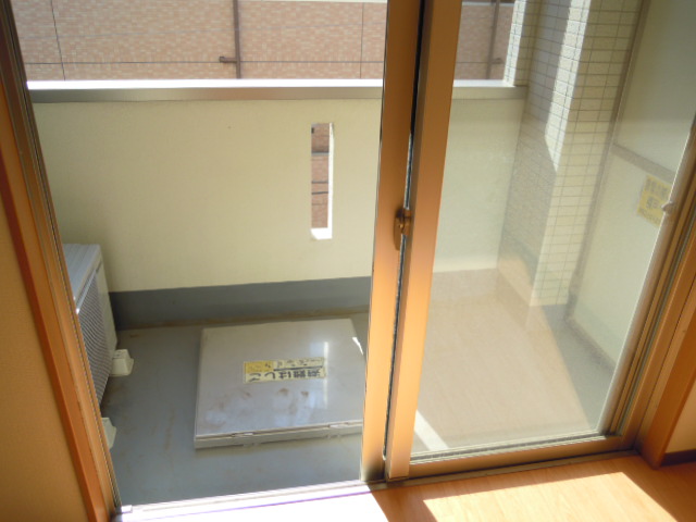 17/28 バルコニー