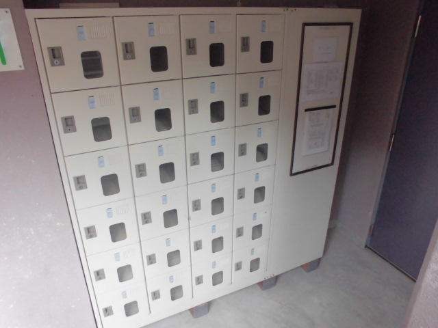 15/19 エントランス