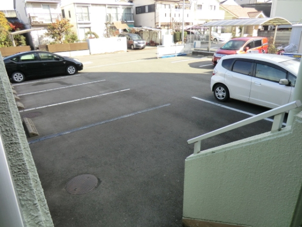 3/4 駐車場