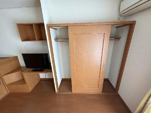 14/14 駐車場