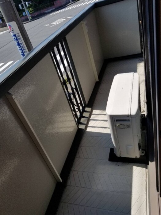 13/21 バルコニー